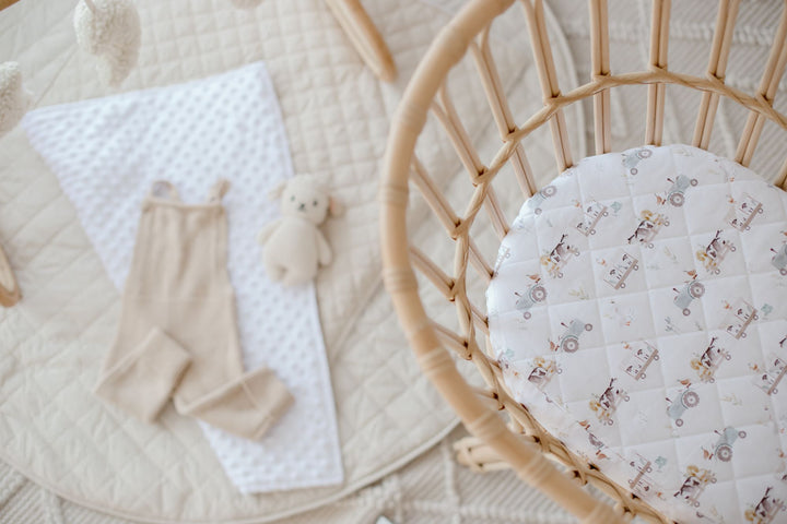 Bambella Waterproof Moses Bassinet Sheet | Oakwood Farm