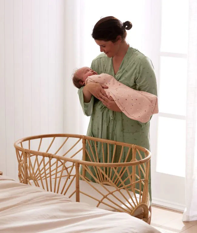 ergoPouch Cocoon Zip Swaddle Bag 0.2 TOG - Daisies