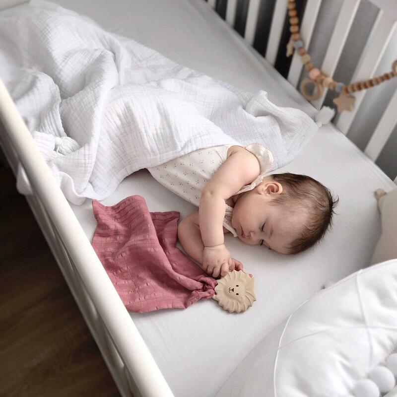 Tikiri Rubber Lion Teether with Dusty Pink Organic Muslin Comforter