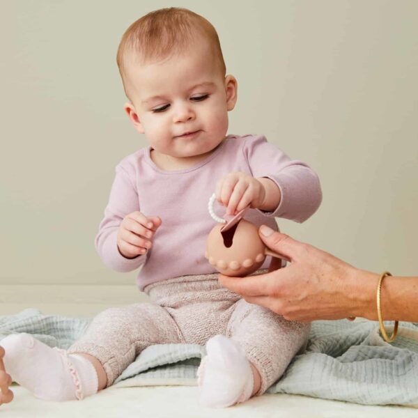 Henny Silicone Dummy Holder - Assorted