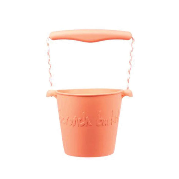 Scrunch Beach Bundle with Bucket, Spade, Rake & Moulds - Coral
