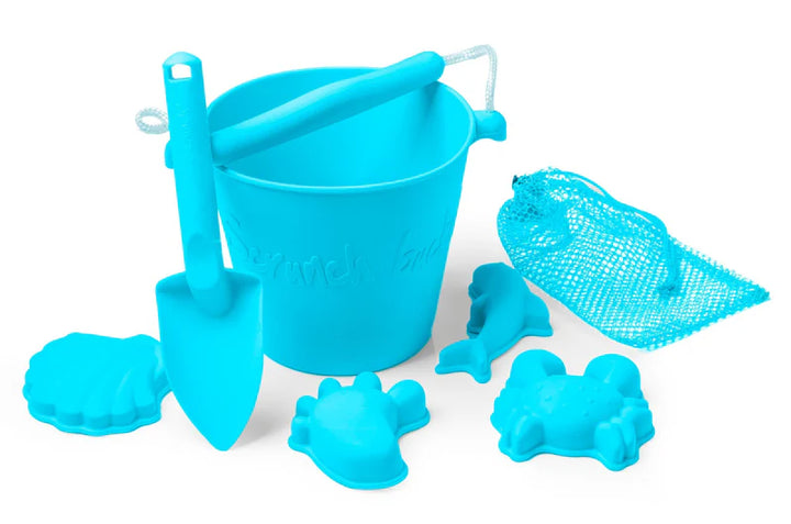 Scrunch Beach Bundle with Bucket, Spade, Rake & Moulds - Blue Fish
