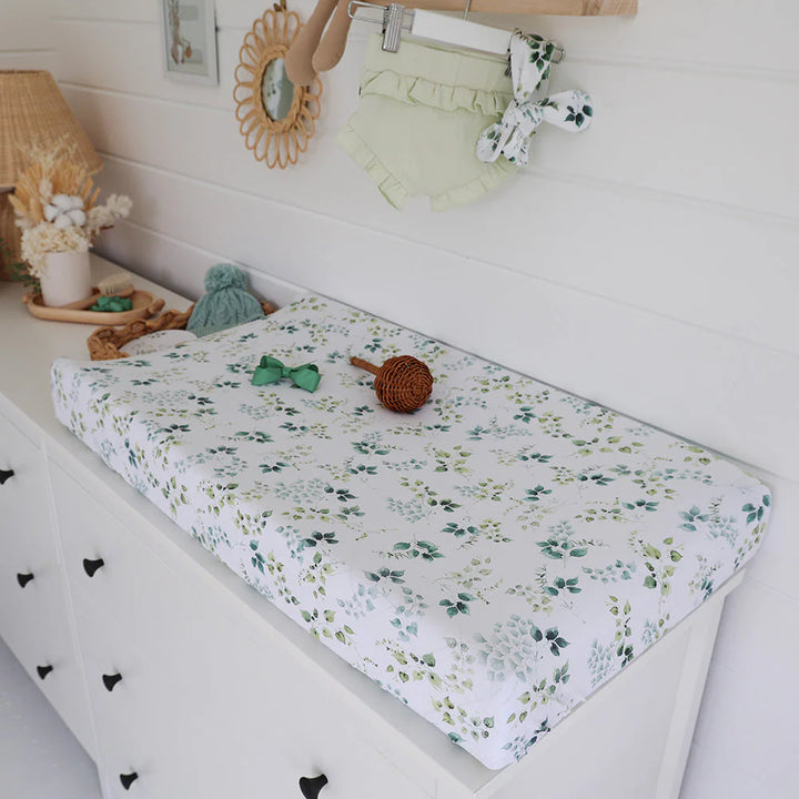 Snuggle Hunny Bassinet Sheet & Change Pad Cover - Eden