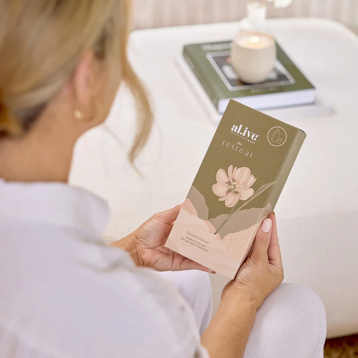 al.ive Body Shower Gift Set - Sea Cotton & Coconut