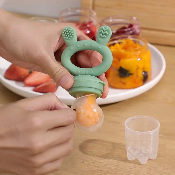 Haakaa Silicone Fresh Food Feeder & Mini Nibble Tray Combo