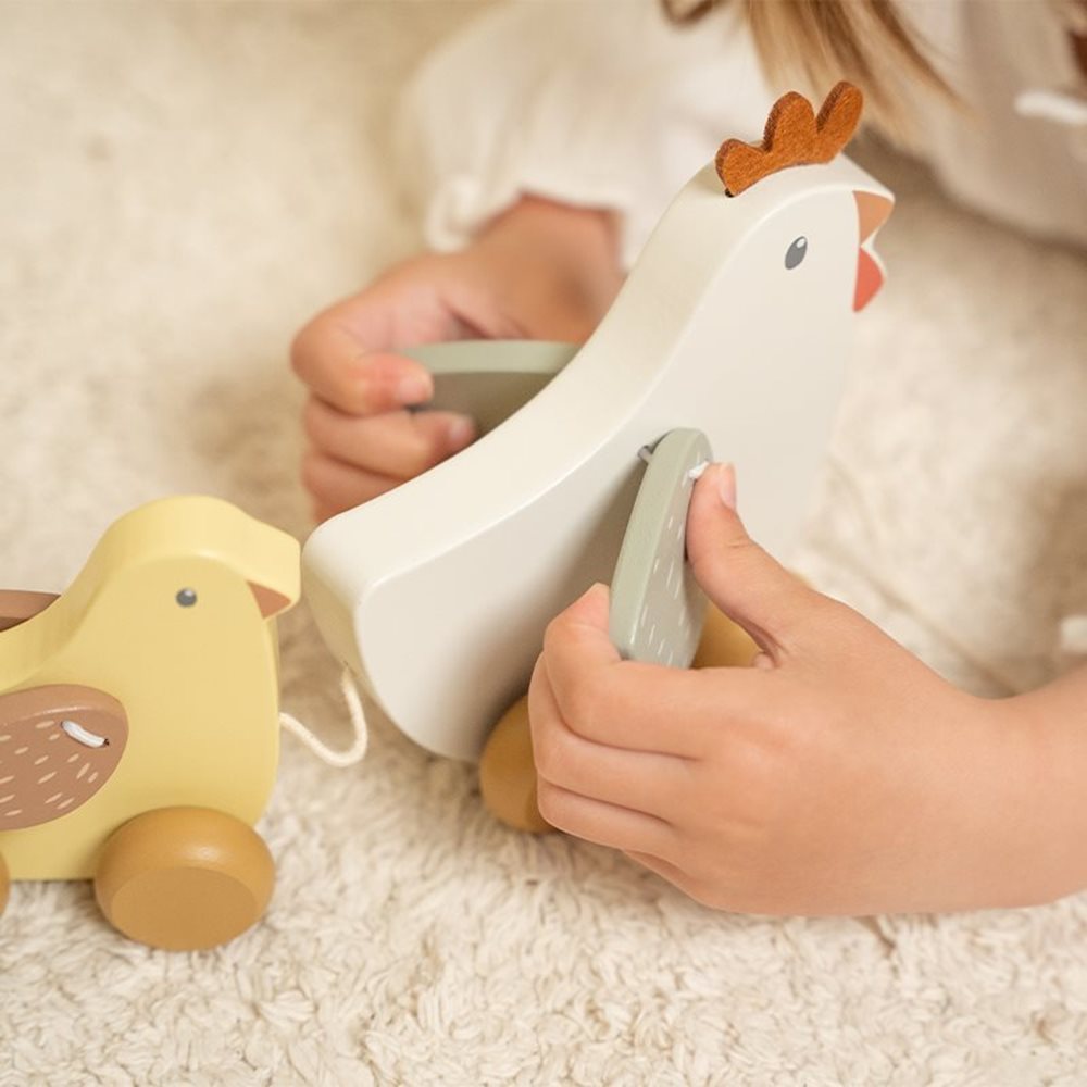Little Farm Pull Along Wooden Chickens