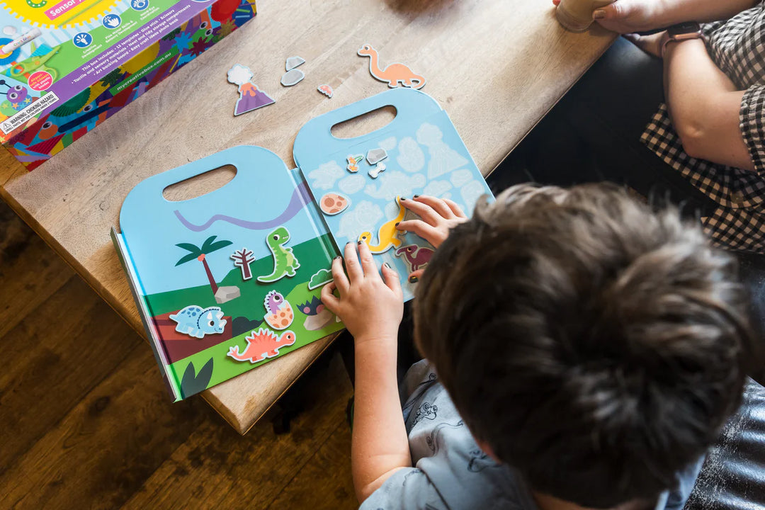 Magnetic Play Set - Dinosaurs