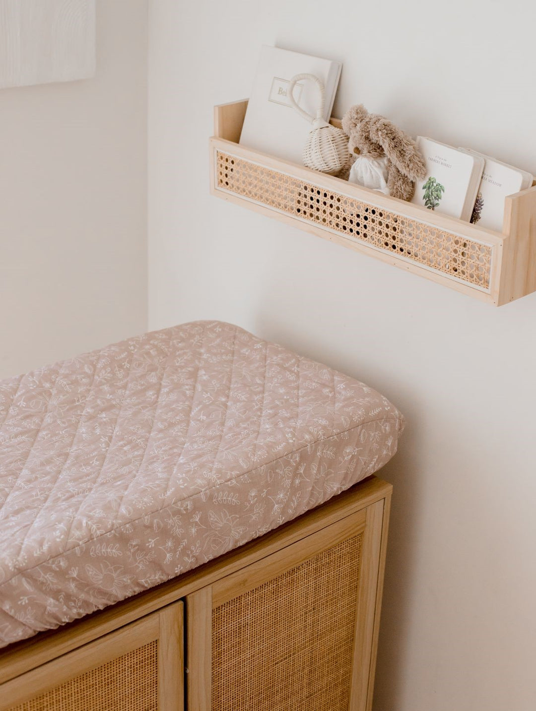Bambella Waterproof Bassinet Sheet | Bee Kind