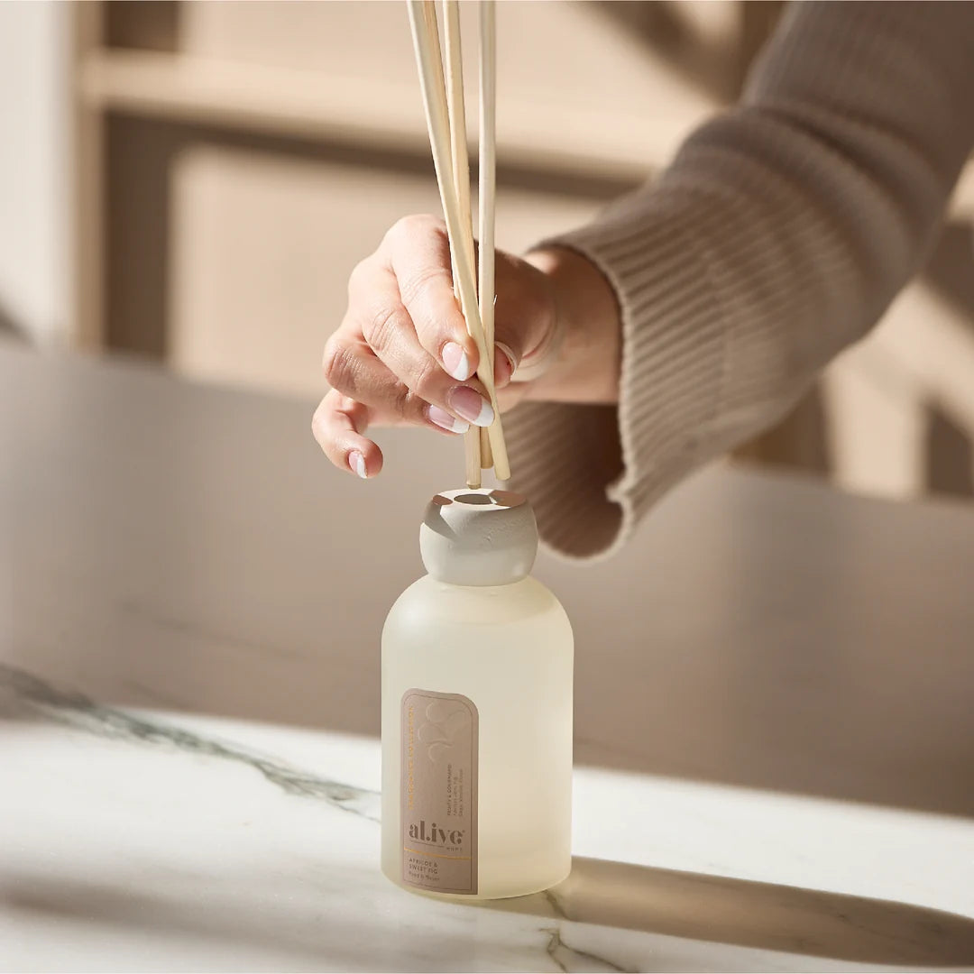 al.ive Reed Diffuser - Apricot & Sweet Fig