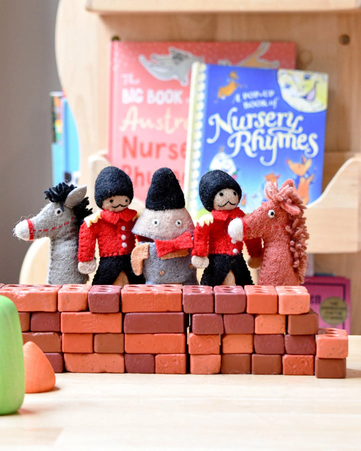 Humpty Dumpty Felt Finger Puppet Set