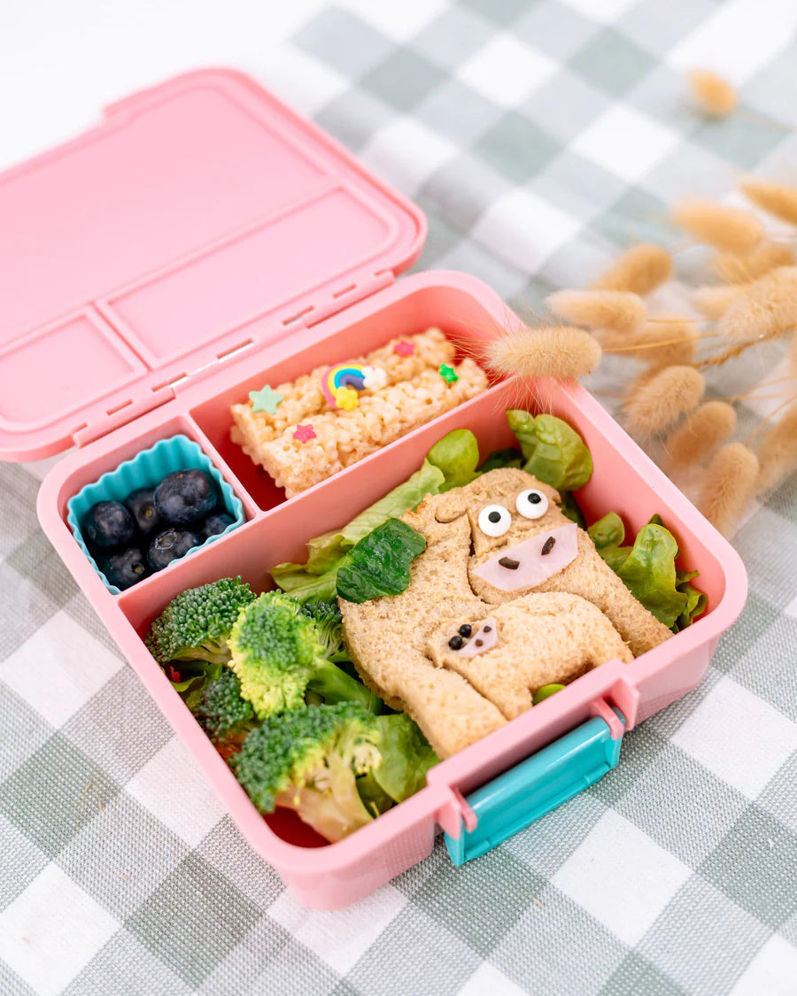 Lunch Punch Sandwich Cutter Set - Farm