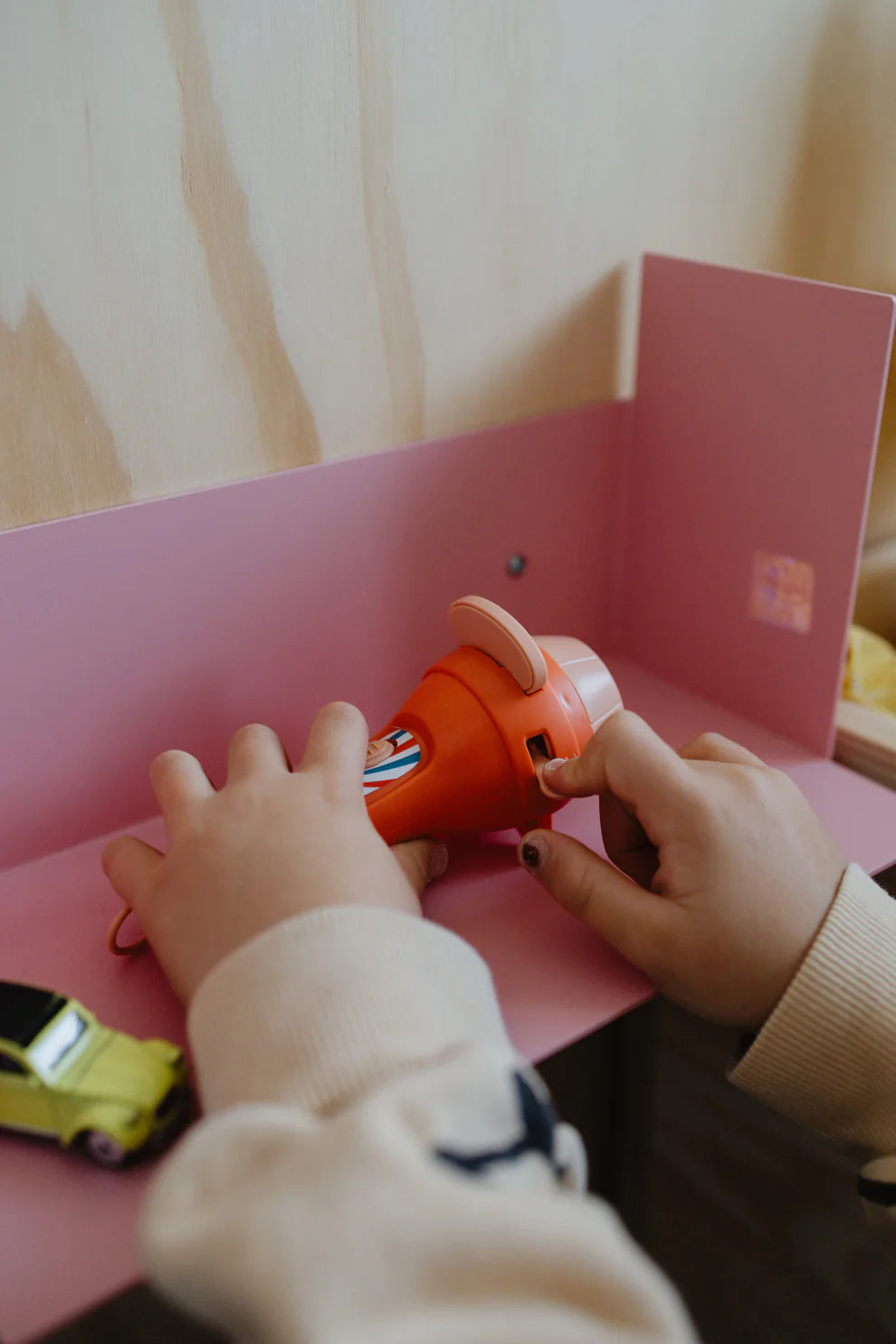 KIDYSLIDE Story Light Projector & Story - Circus