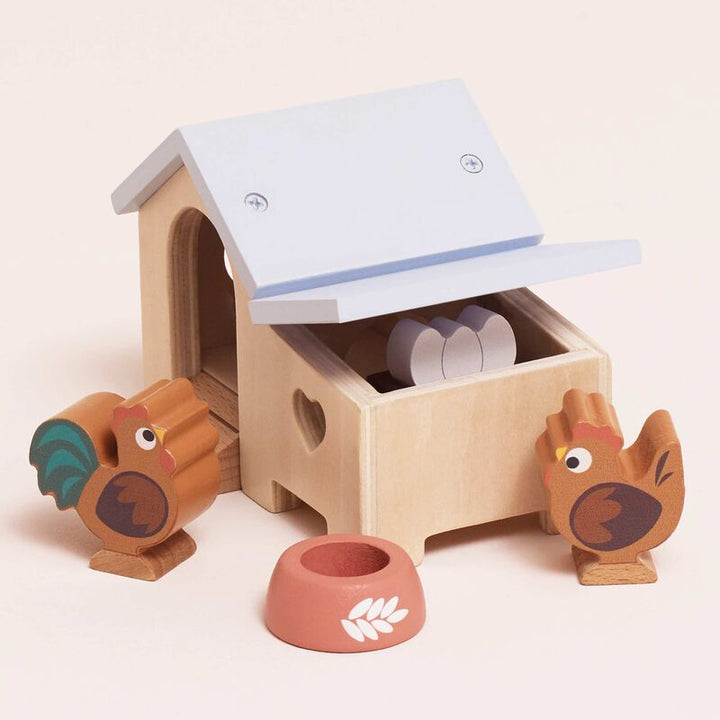 Le Toy Van Wooden Chicken Coop