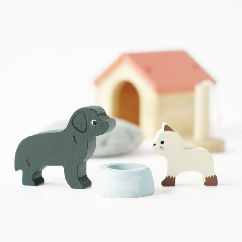 Le Toy Van Wooden Pet Set