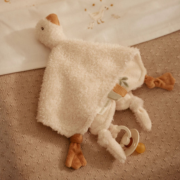 Little Goose Cuddle Cloth Comforter