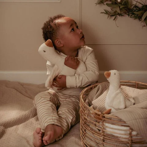 Little Dutch Baby Cuddle Goose 25cm