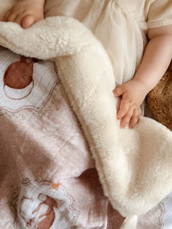 Pop Ya Tot Organic Sweet Squeak Fur Lined Blanket