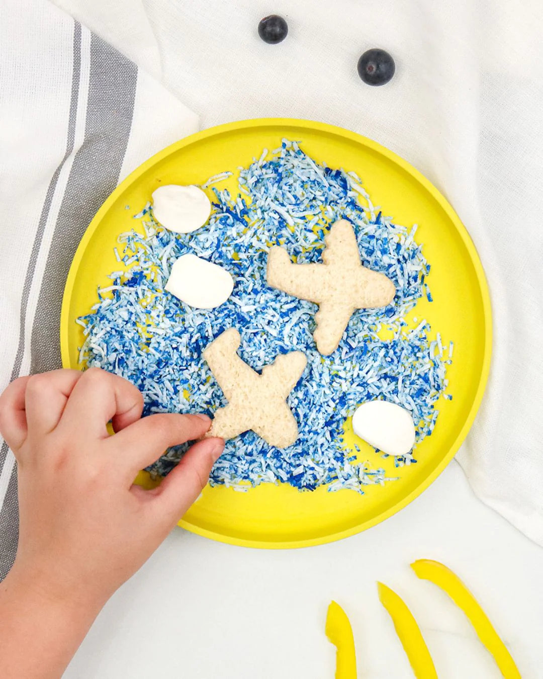 Lunch Punch Sandwich Cutter Set - Transit