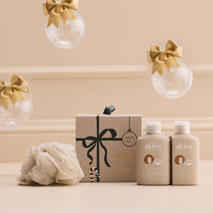 al.ive body Bauble with Calming Oatmeal Baby Duo Wash & Body Lotion + Sponge