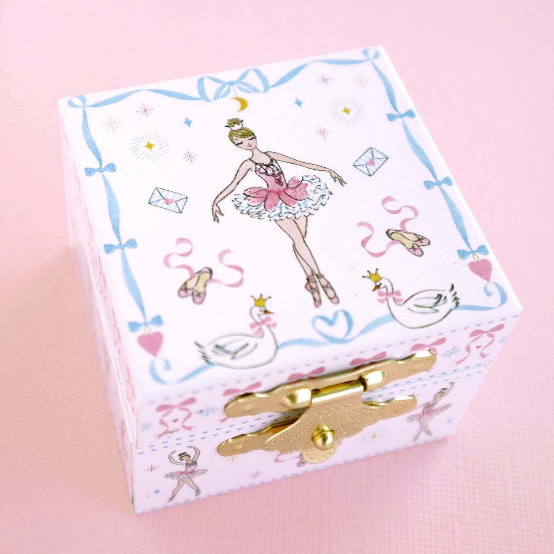 Lauren Hinkley Pink Bow Ring & Ballerina Box