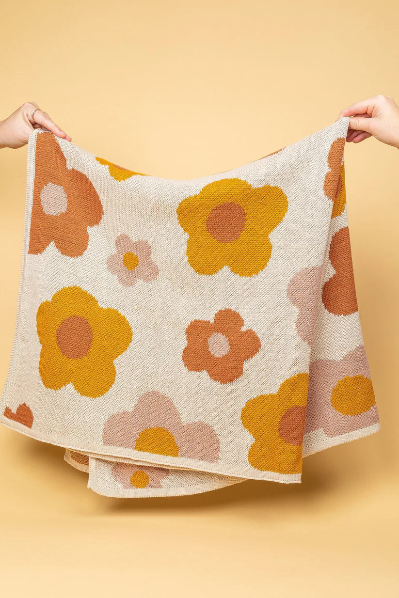 Kiin Organic Cotton Knitted Bloom Blanket