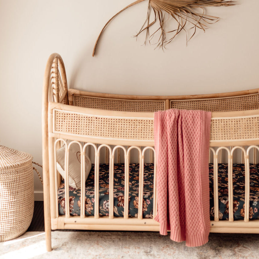 Snuggle Hunny Diamond Knit Baby Blanket - Rosa