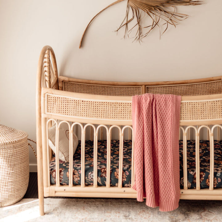 Snuggle Hunny Diamond Knit Baby Blanket - Rosa