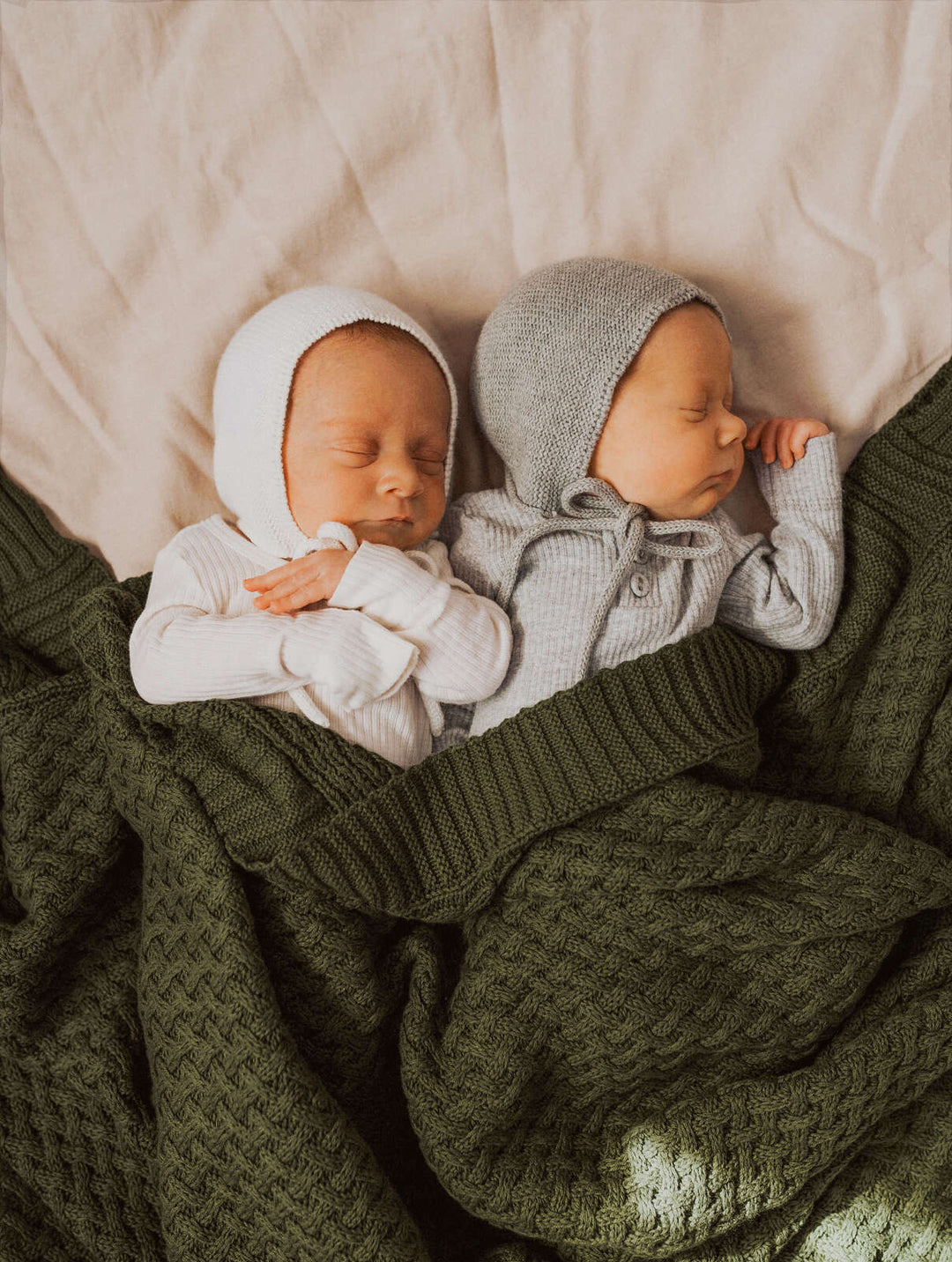 Snuggle Hunny Diamond Knit Baby Blanket - Olive