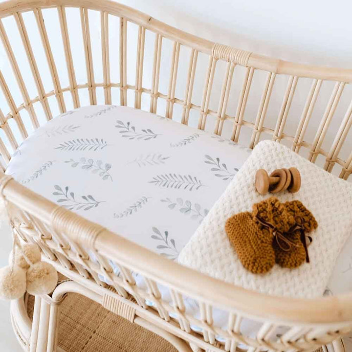 Snuggle Hunny Bassinet Sheet & Change Pad Cover - Wild Fern