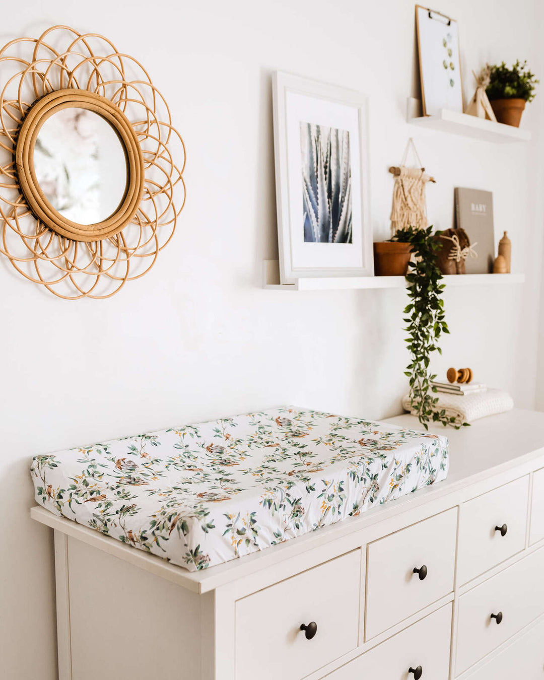 Snuggle Hunny Bassinet Sheet & Change Pad Cover - Eucalypt