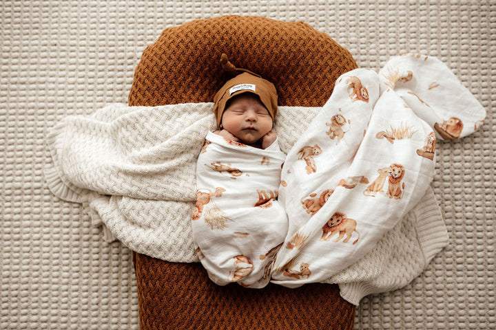 Snuggle Hunny Organic Cotton Muslin Wrap - Lion