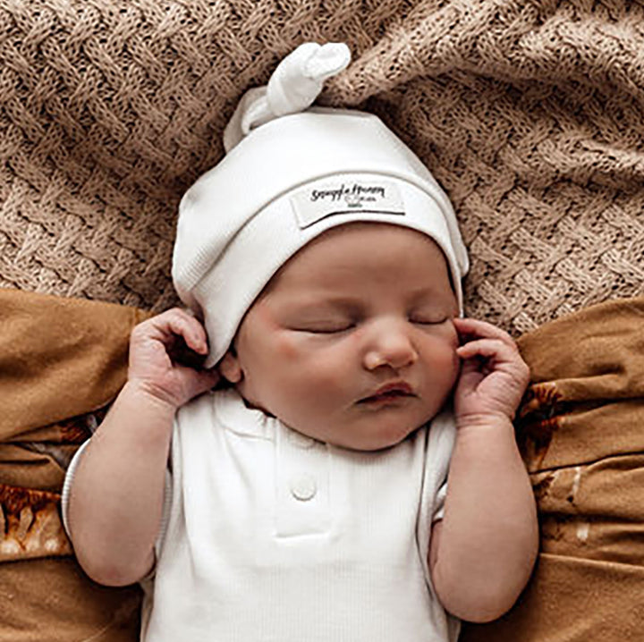 Snuggle Hunny Organic Ribbed Knotted Beanie - Milk