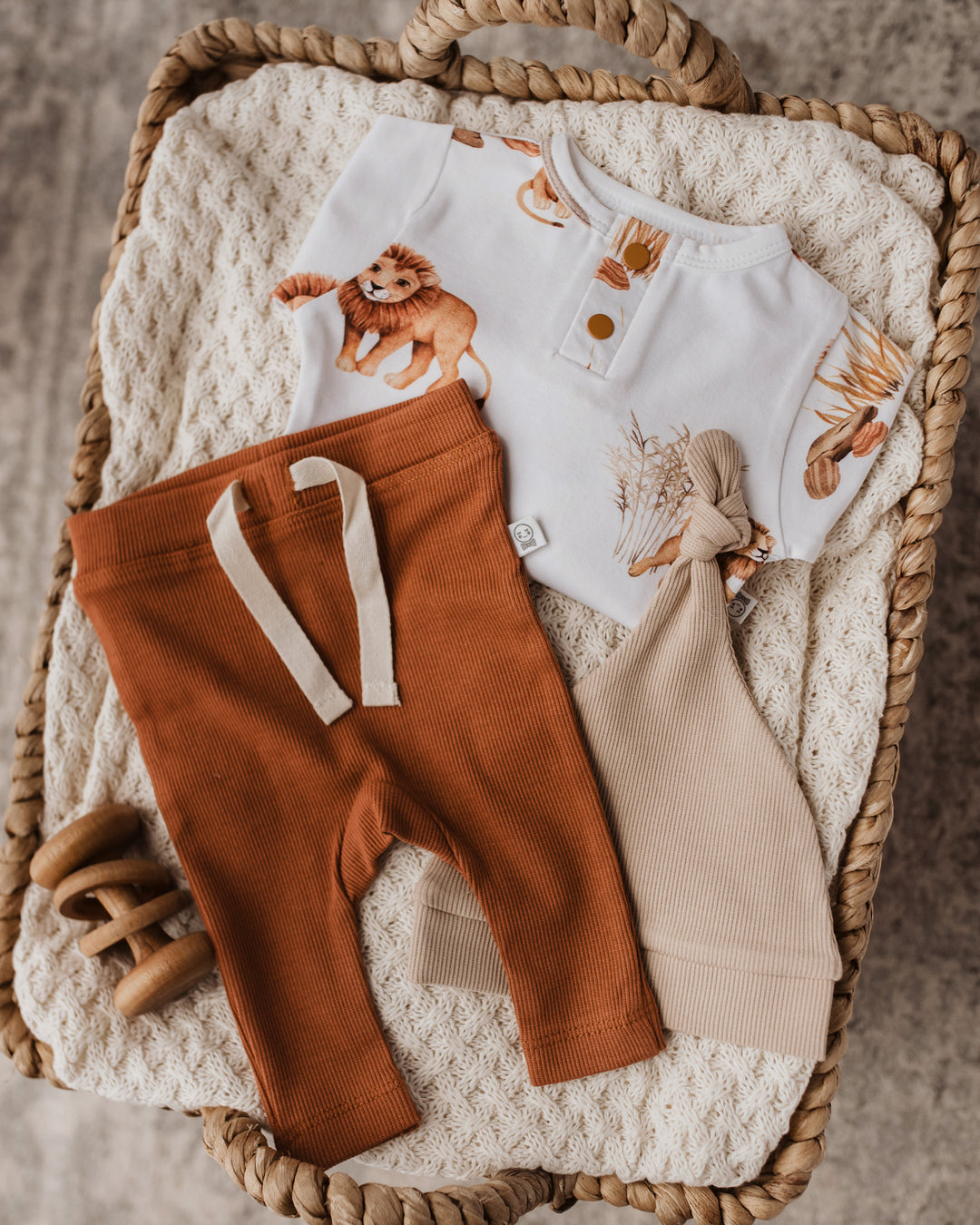 Snuggle Hunny Organic Long Sleeve Bodysuit - Lion