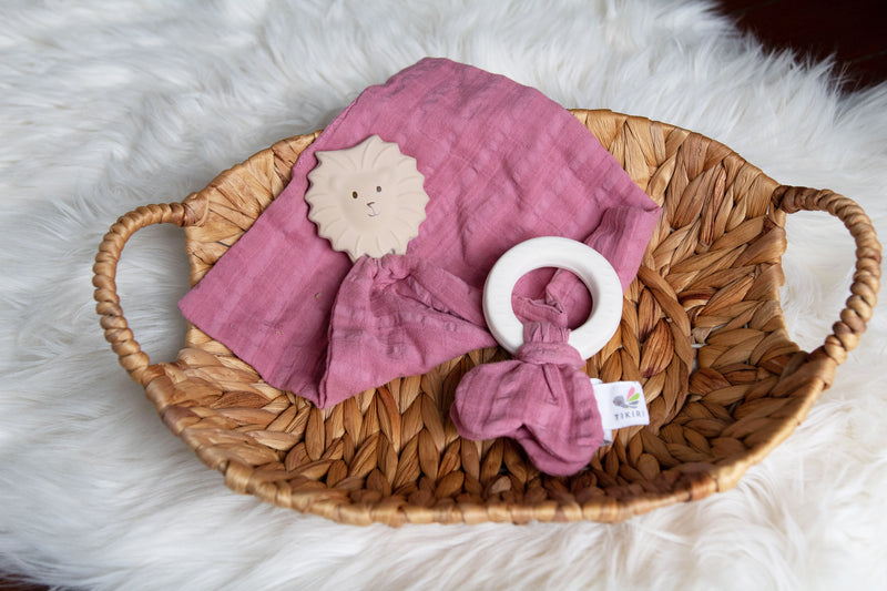 Tikiri Natural Rubber Teether & Crinkle Toy - Dusty Pink Muslin Tie
