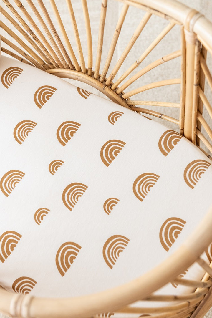 Kiin Organic Bamboo Cotton Change Pad & Bassinet Sheet - Rainbow Ivory & Umber